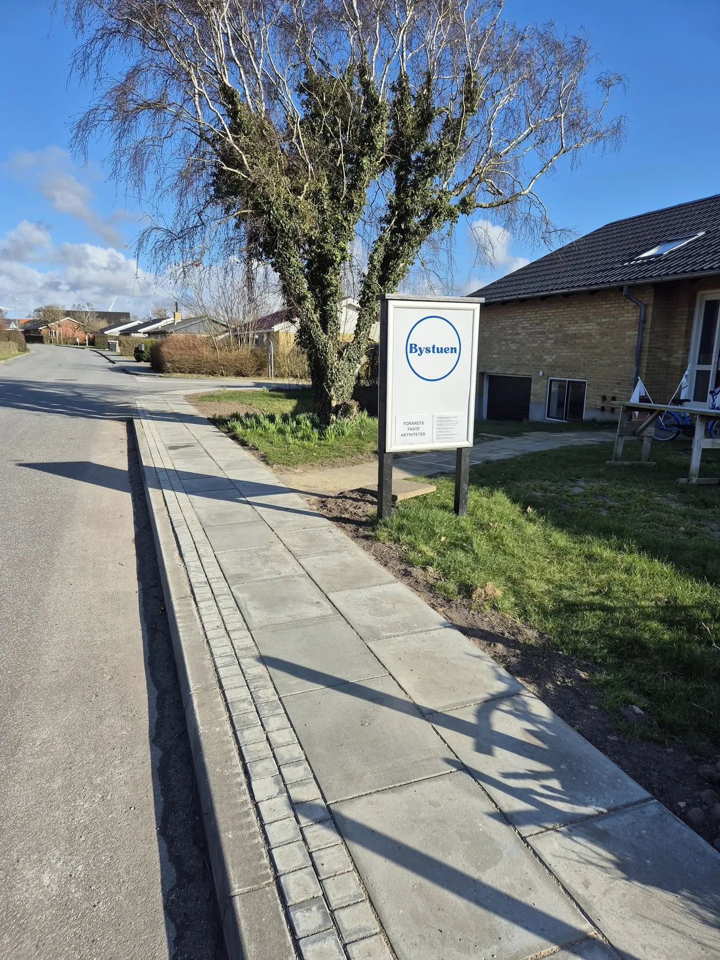 Bystuen — mødested i Velling